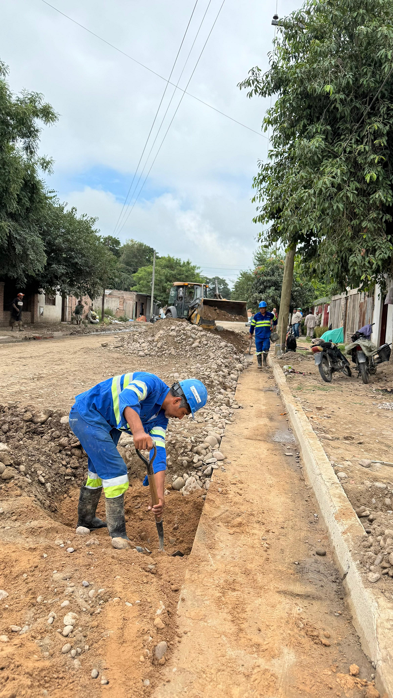 NUEVO POZO DE AGUA Y CAMBIO DE CAÑERÍAS